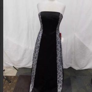 Morgan & Co Black w/lace SZ 7/8 beautiful dress